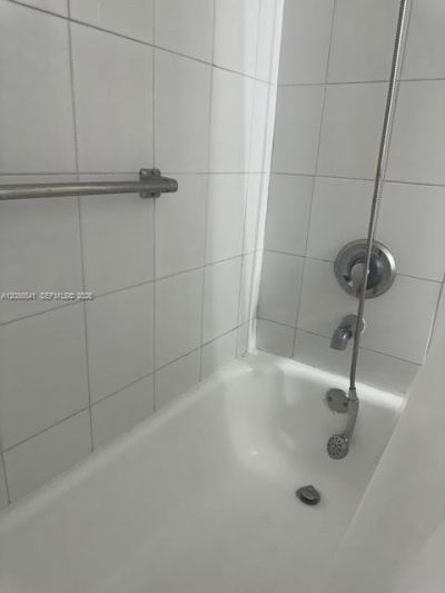 9310 Fontainebleau Blvd, Unit 312, Miami, FL 33172 Photo