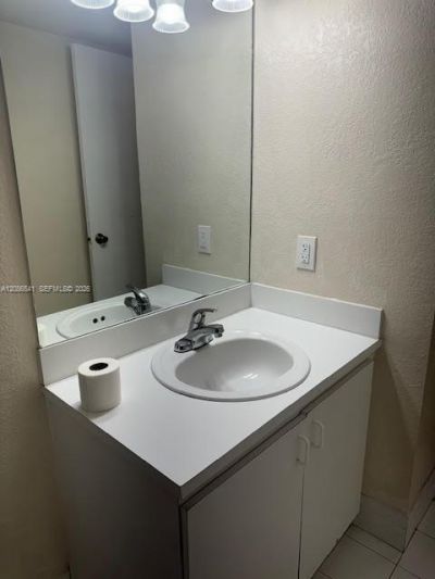 9310 Fontainebleau Blvd, Unit 312, Miami, FL 33172 Photo