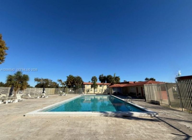 12850 SW 43rd Dr, Unit 258-B, Miami, FL 33175 Photo