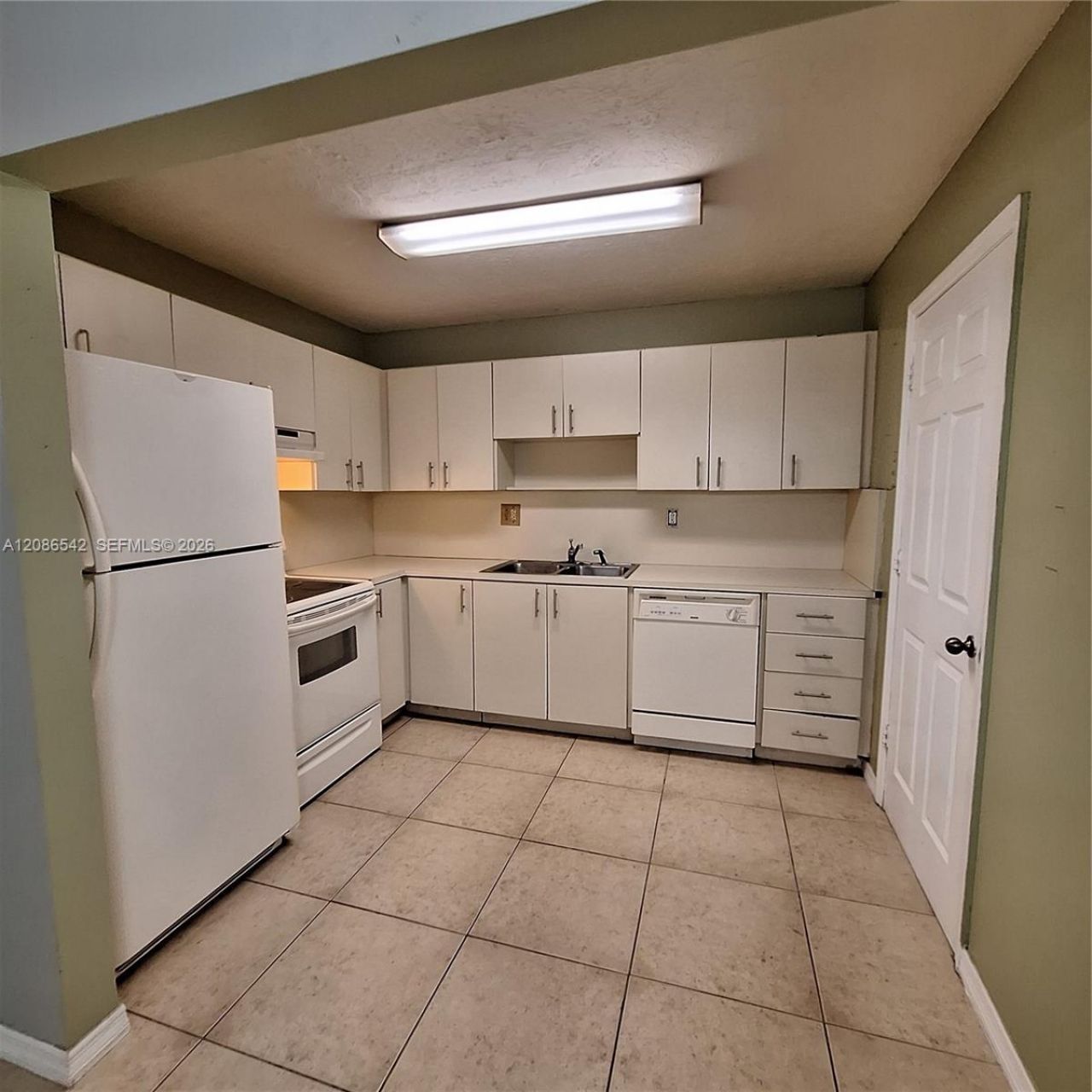 12850 SW 43rd Dr, Unit 258-B, Miami, FL 33175 Photo