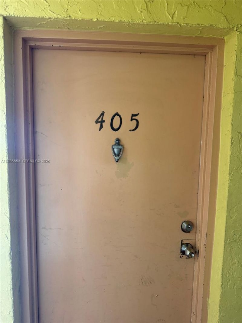 606 W 81st St, Unit 405, Hialeah, FL 33014 Photo