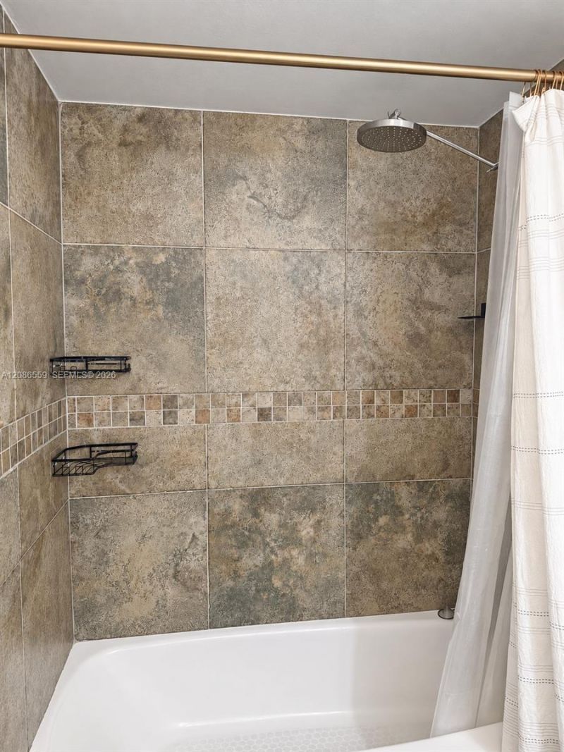 2899 Collins Ave, Unit 1508, Miami Beach, FL 33140 Photo