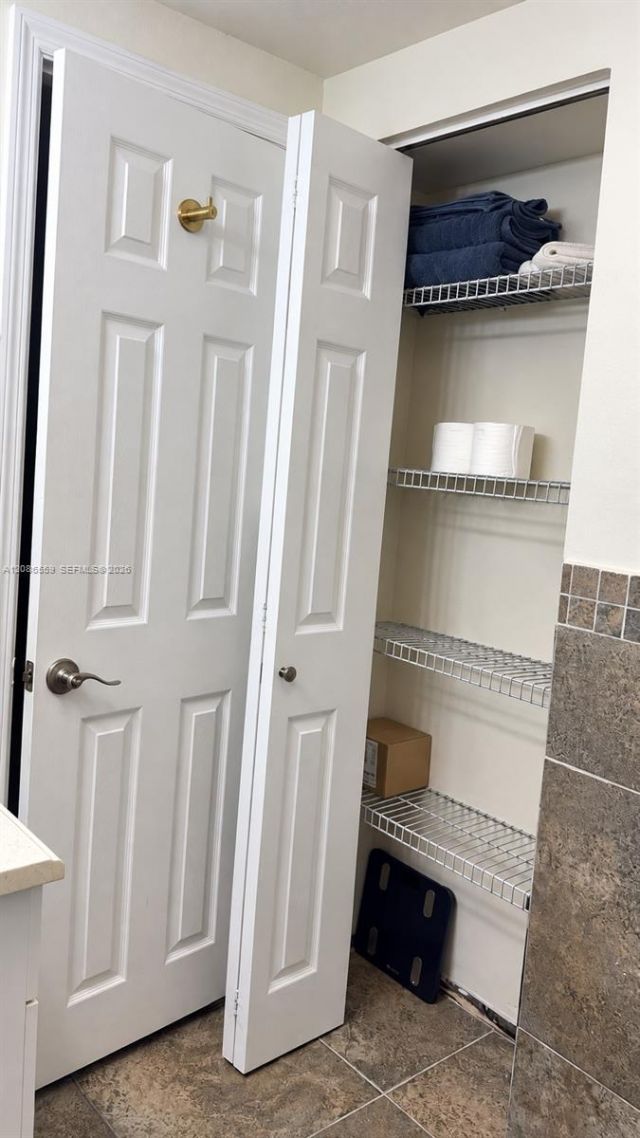 2899 Collins Ave, Unit 1508, Miami Beach, FL 33140 Photo