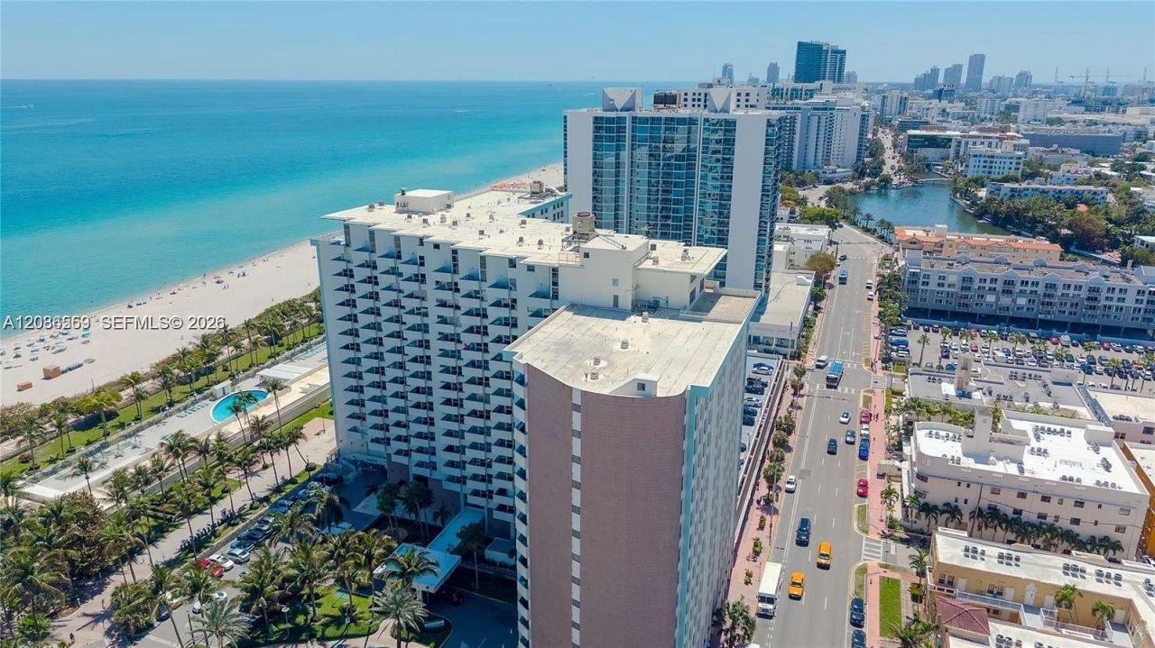 2899 Collins Ave, Unit 1508, Miami Beach, FL 33140 Photo