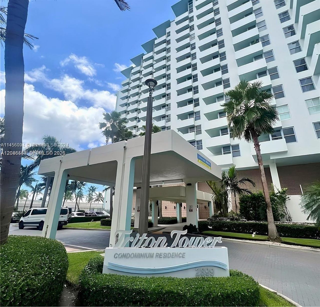 2899 Collins Ave, Unit 1508, Miami Beach, FL 33140 Photo