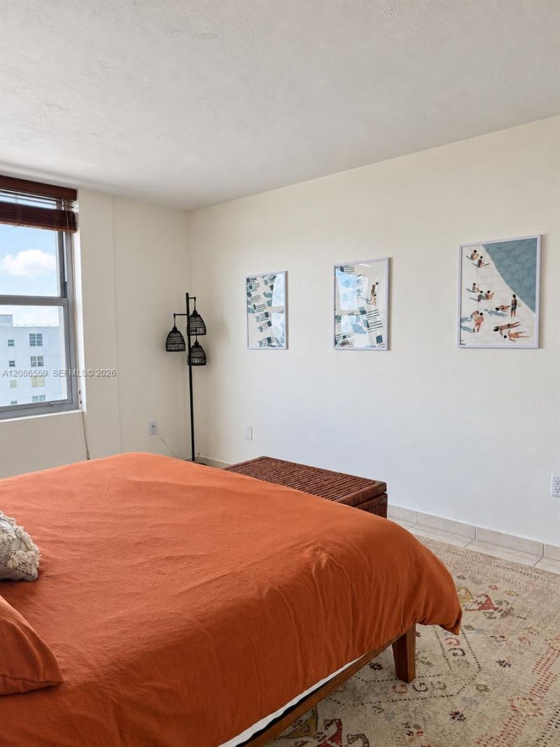 2899 Collins Ave, Unit 1508, Miami Beach, FL 33140 Photo