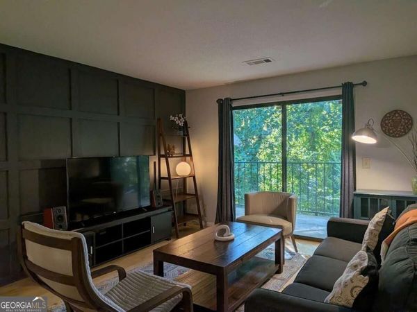 2657 Lenox Road NE, Unit 204, Atlanta, GA 30324