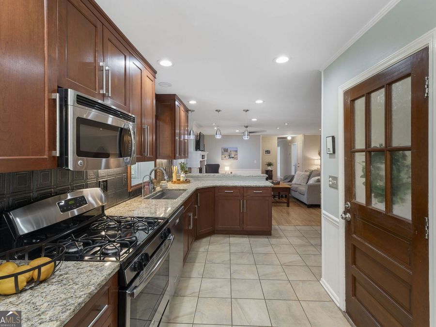 Property Image 23