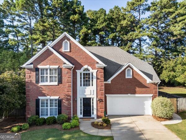 140 Ashbrook Lane, Roswell, GA 30075