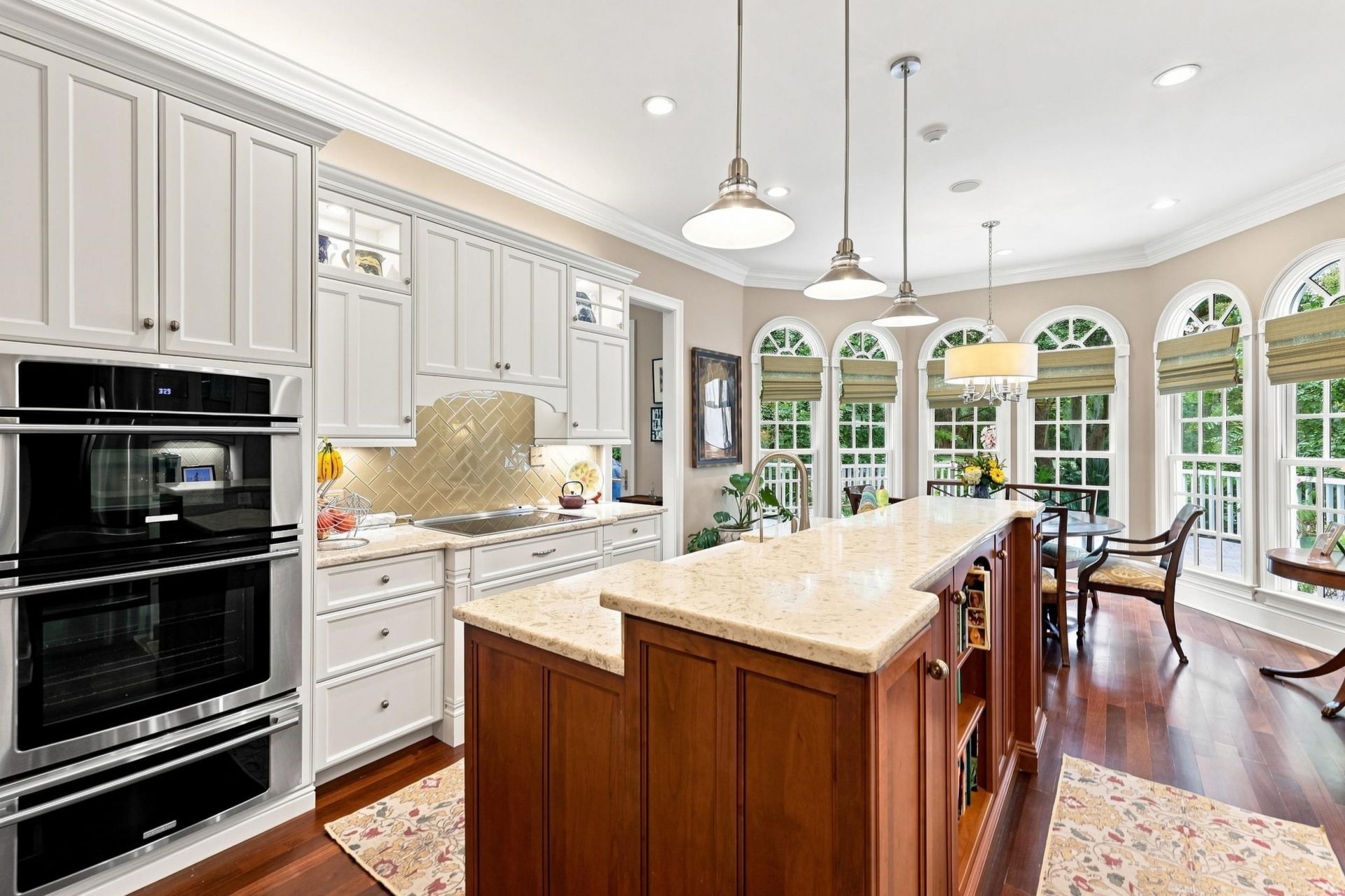 4502 Richmond Hill Dr. Photo 6