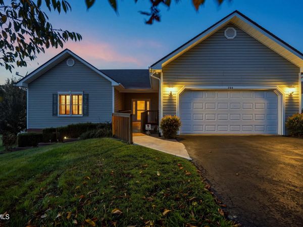 286 Upper Sand Valley Road, Jonesborough, TN 37659