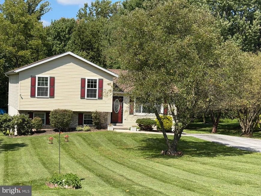 13 Foxtail Court, Shrewsbury, PA 17361 Main Photo