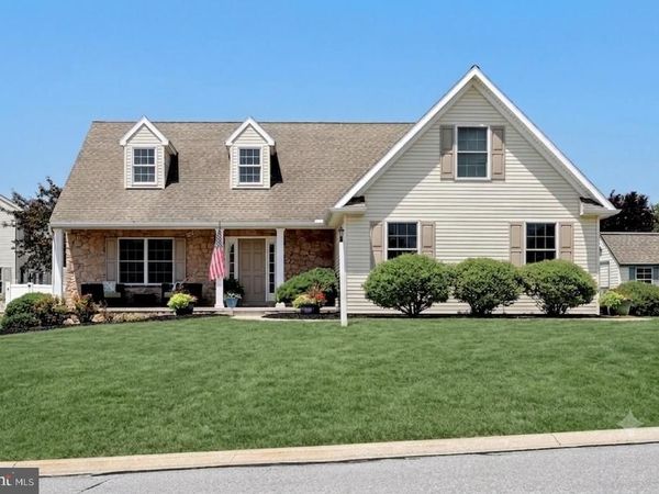 321 CATHERINE COURT , LEBANON, PA 17042