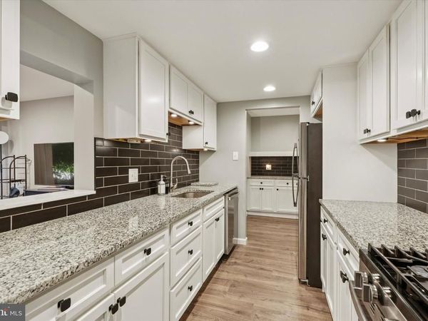 203 DRUMMERS LANE, Unit 203, WAYNE, PA 19087
