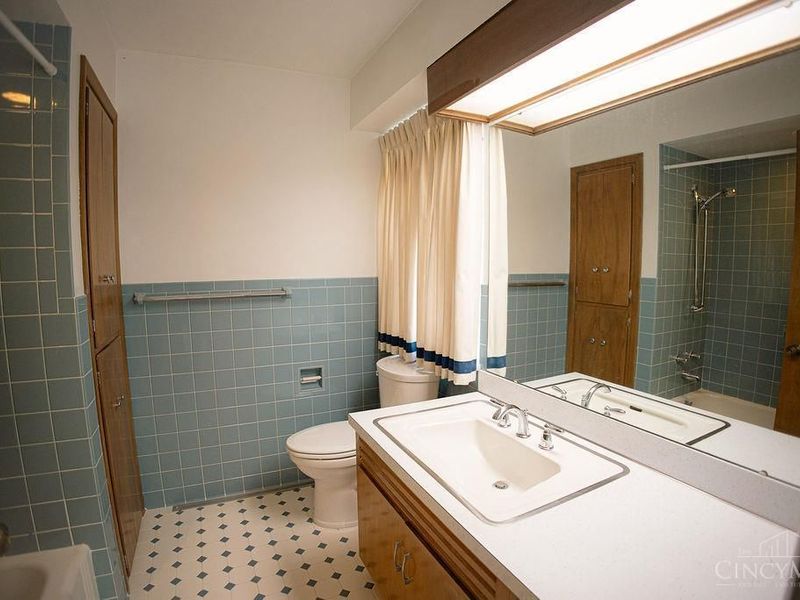 1600 N Breiel Boulevard, Middletown, OH 45042 Photo 19