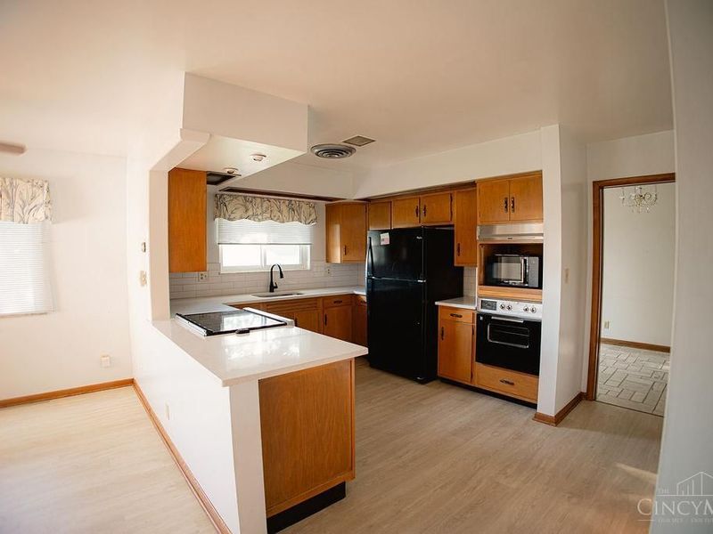 1600 N Breiel Boulevard, Middletown, OH 45042 Photo 5