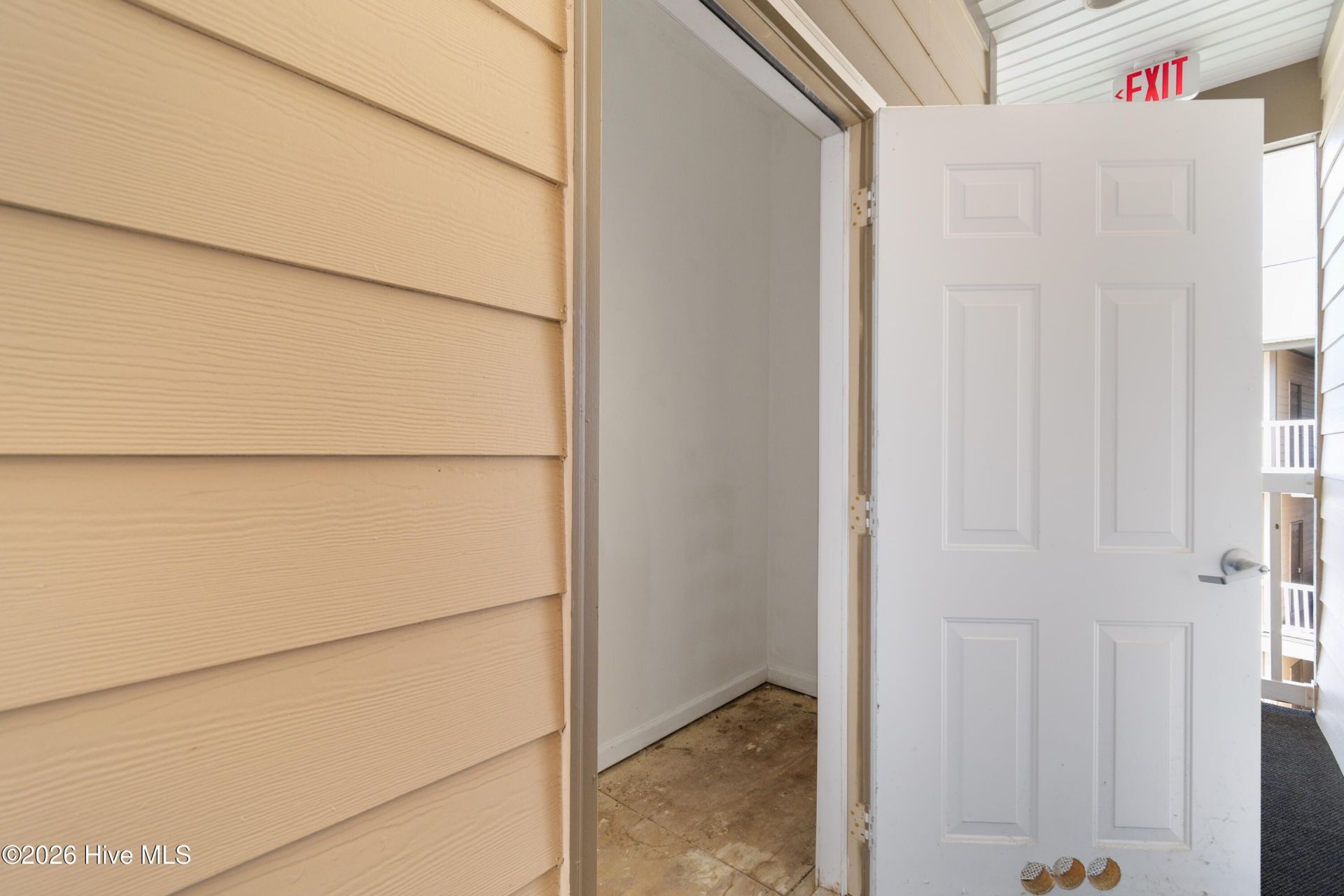 4102 Pinehurst Circle Photo 28