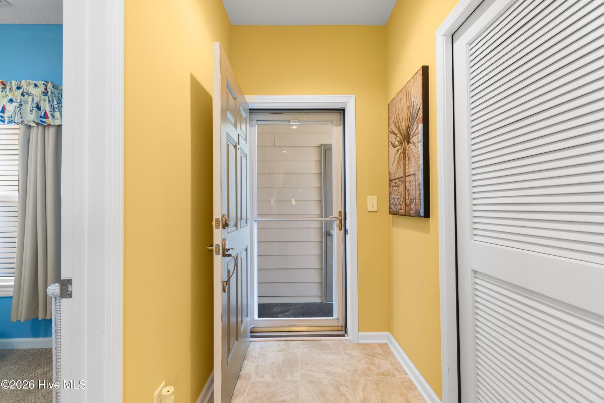 4102 Pinehurst Circle Photo 4