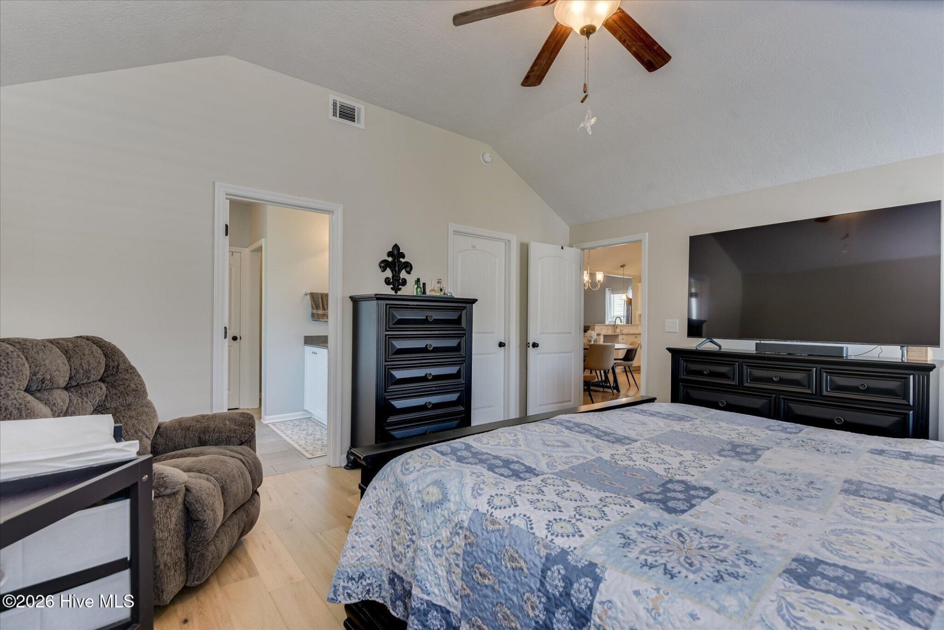 601 Raleigh Drive Photo 18