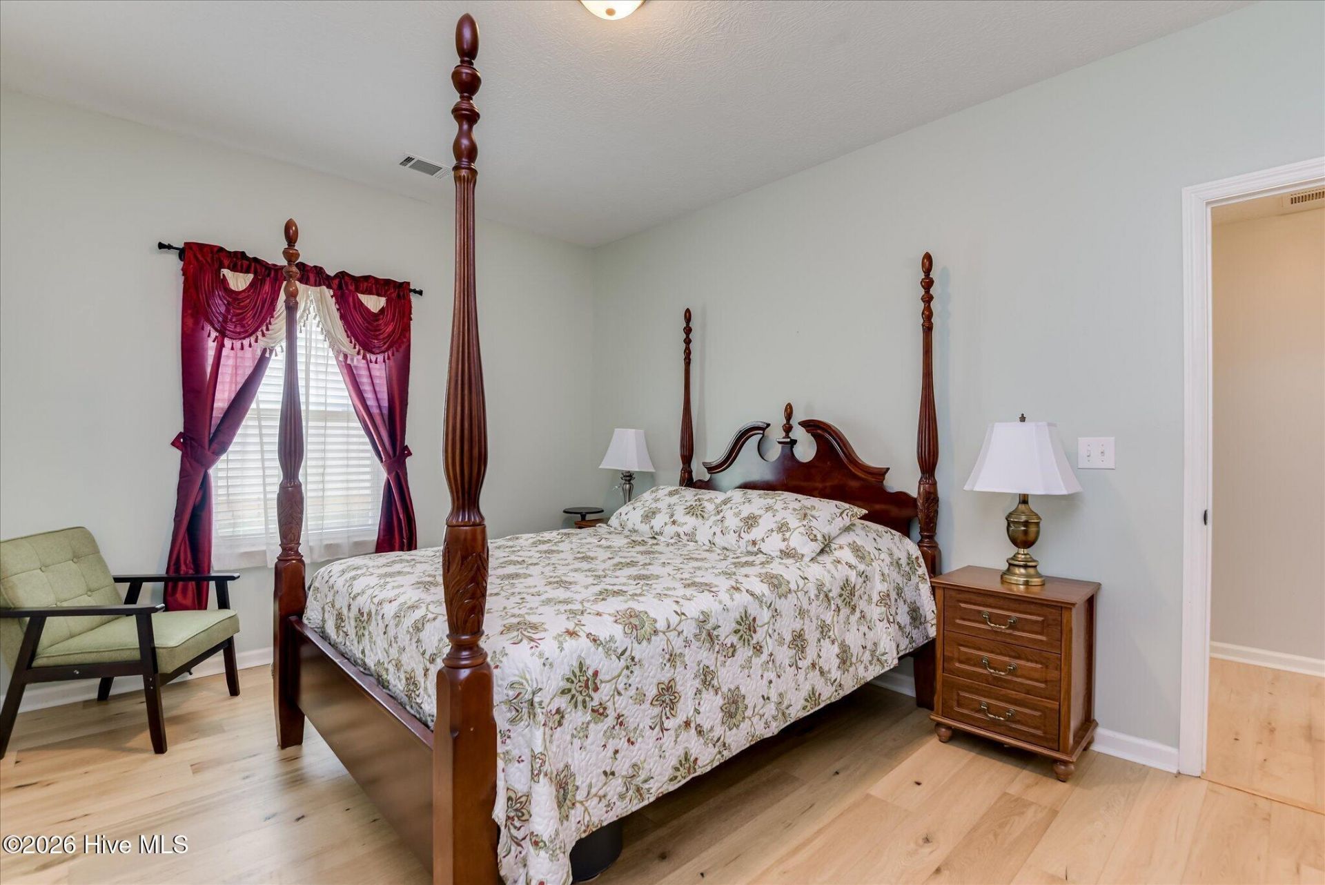 601 Raleigh Drive Photo 23