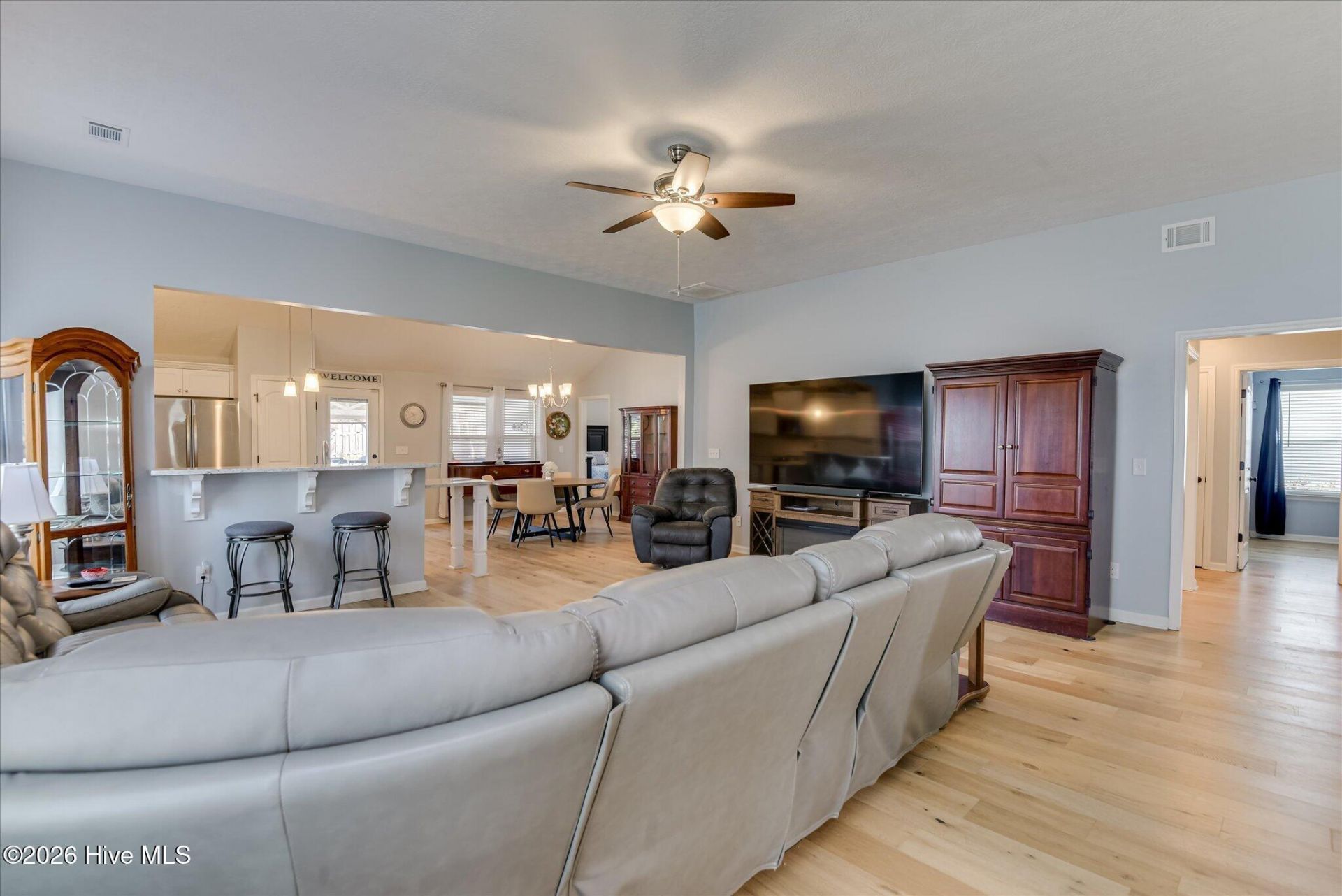 601 Raleigh Drive Photo 7