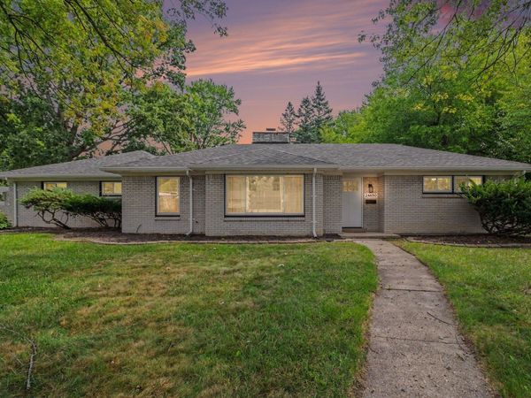 24650 Lathrup Boulevard, Southfield, MI 48075