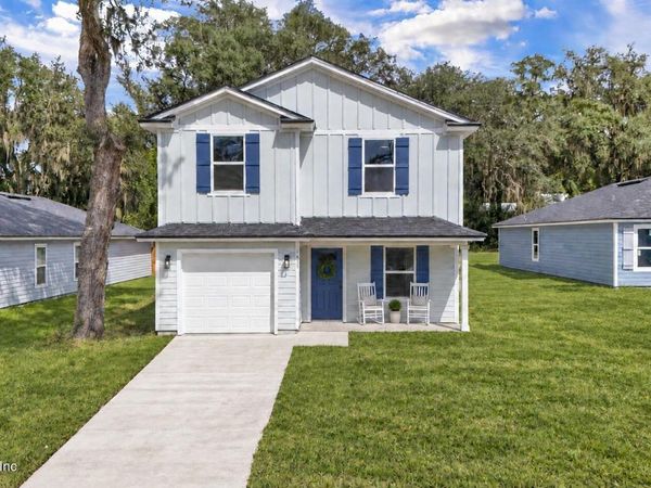 1415 CLEVELAND Avenue, Palatka, FL 32177