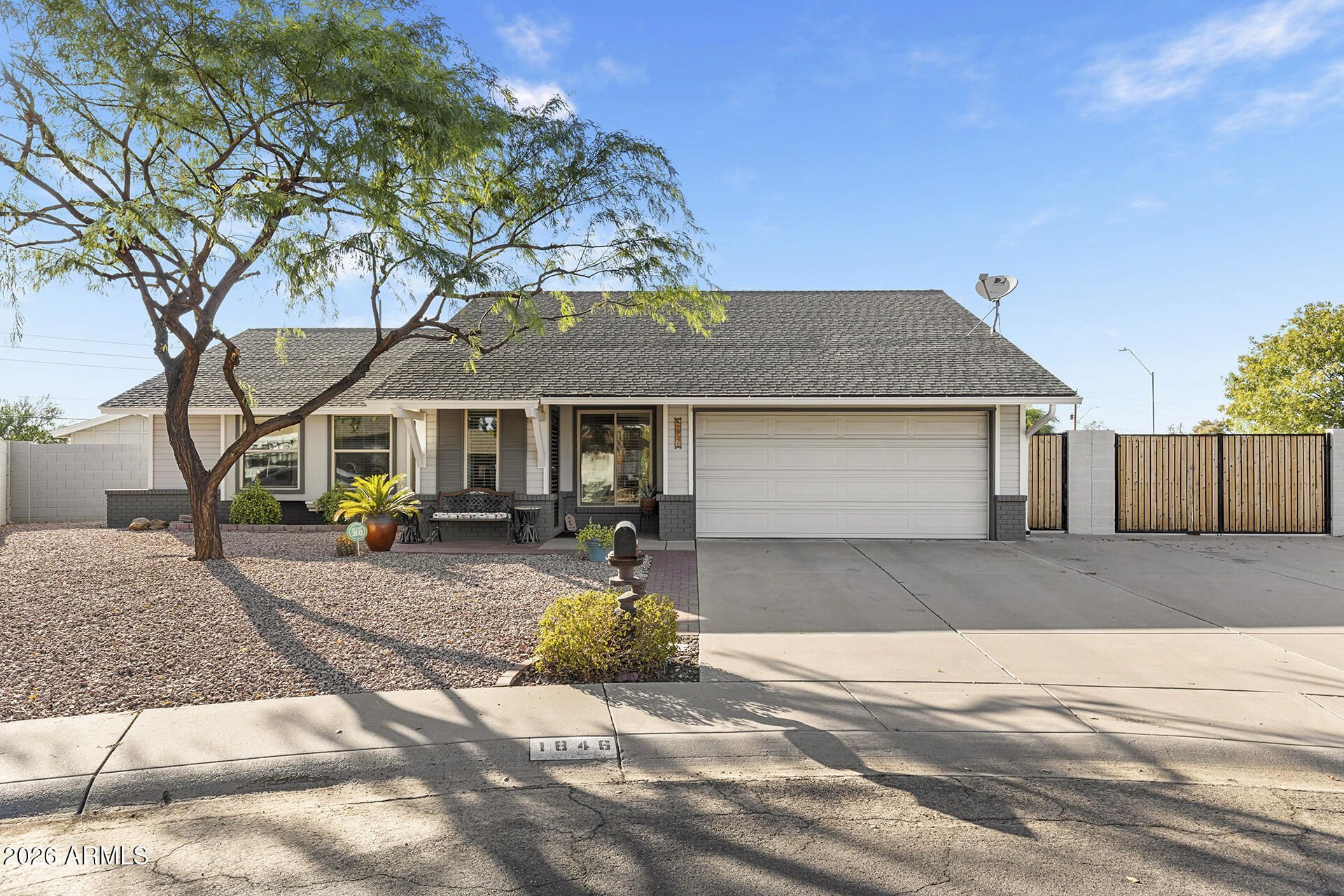 1846 W Taro Lane, Phoenix, AZ 85027 Main Photo