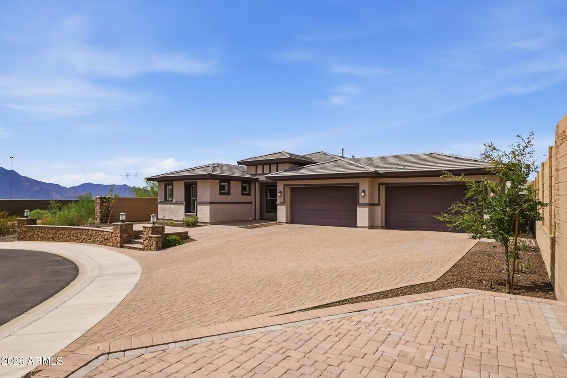 3550 W Wildwood Drive, Phoenix, AZ 85045 Main Photo