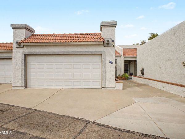 4718 W SANNA Street, Glendale, AZ 85302