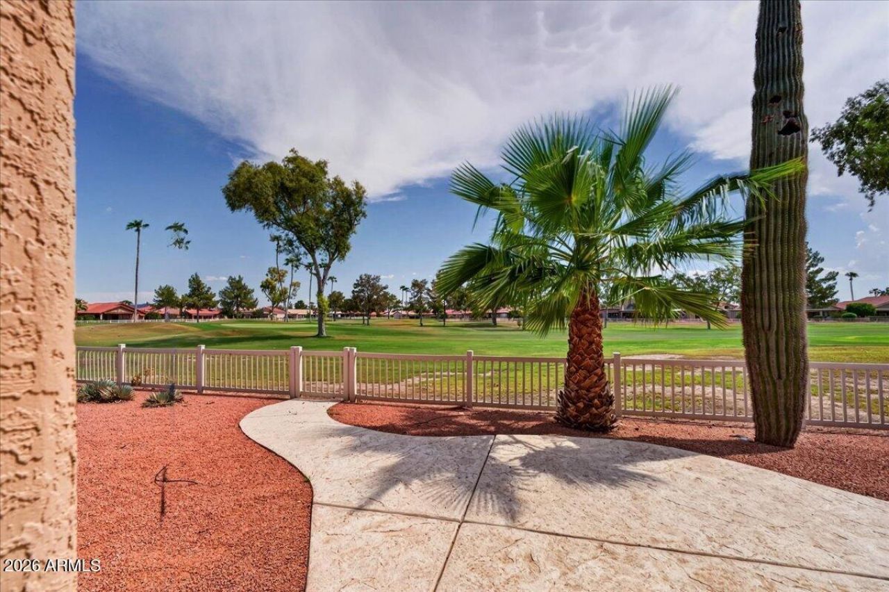 10931 E San Tan Boulevard, Sun Lakes, AZ 85248 Main Photo