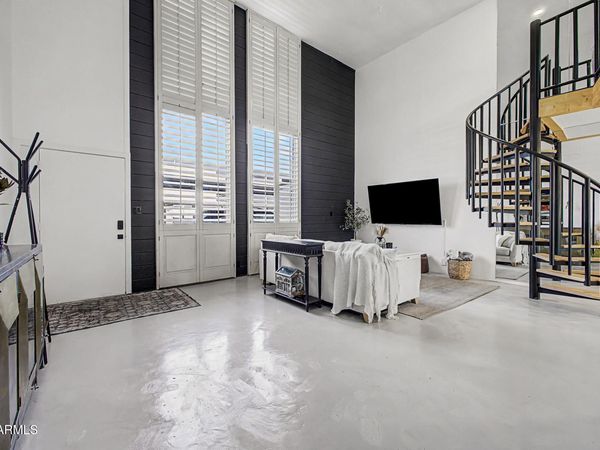 385 W PIERSON Street, Unit E6, Phoenix, AZ 85013