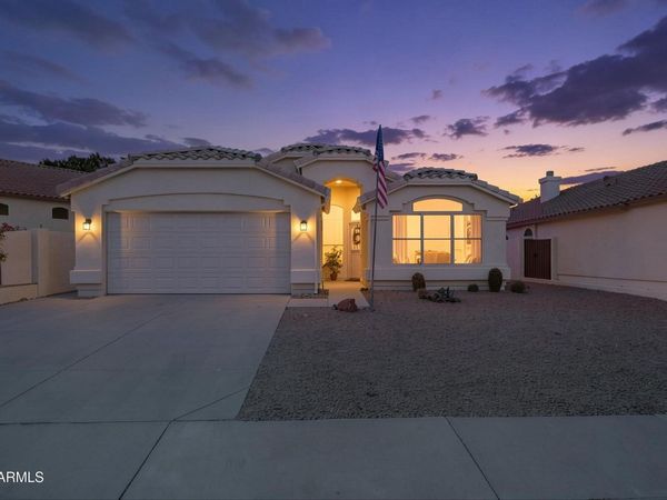 5738 W COMET Avenue, Glendale, AZ 85302