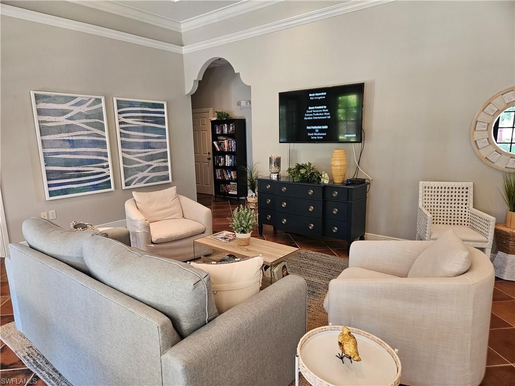 8930 Colonnades Ct E, Unit 626, Bonita Springs, FL 34135 Photo