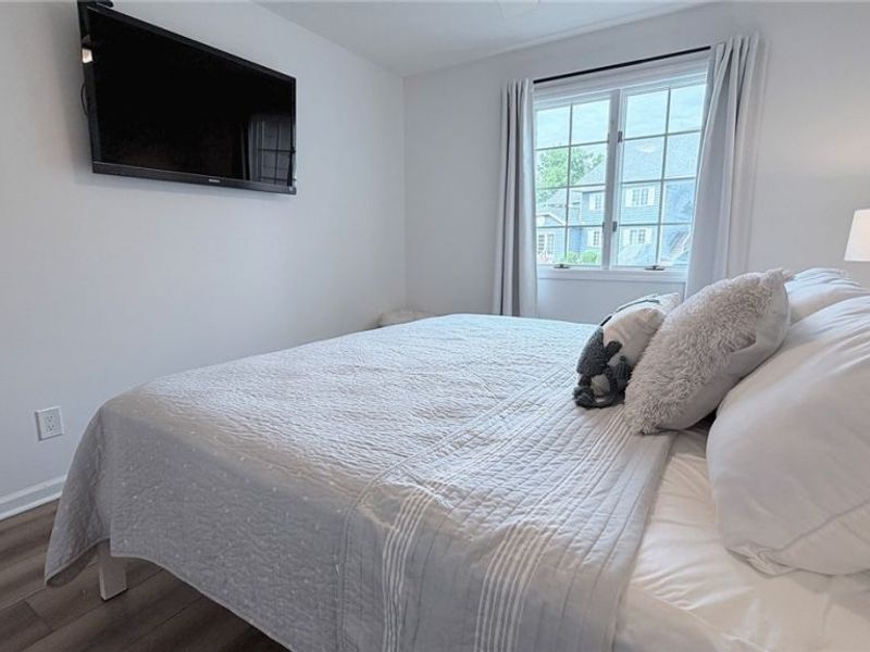 111 W Lakeshore, Unit 4B, Kelleys Island, OH 43438 Photo 18