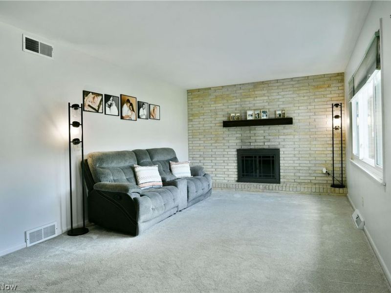 1177 Woodlawn Avenue, Girard, OH 44420 Photo 13