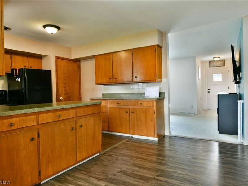 1177 Woodlawn Avenue, Girard, OH 44420 Photo 18