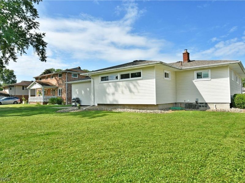 1177 Woodlawn Avenue, Girard, OH 44420 Photo 6