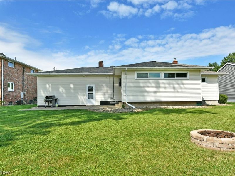 1177 Woodlawn Avenue, Girard, OH 44420 Photo 8