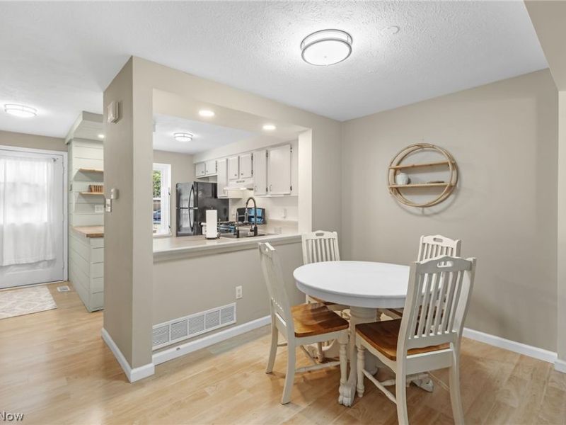 3848 Lake Run Boulevard, Stow, OH 44224 Photo 9