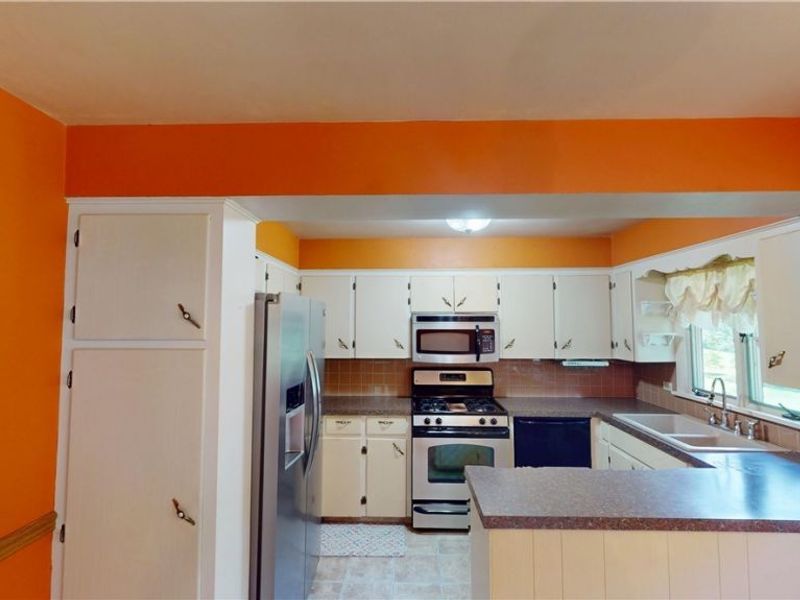 5895 Roc Marie Avenue, Kent, OH 44240 Photo 13