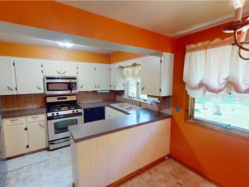 5895 Roc Marie Avenue, Kent, OH 44240 Photo 18