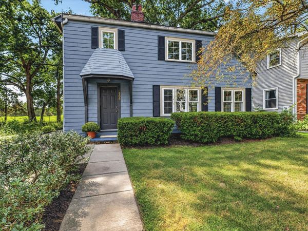 838 Lakeway Avenue, Kalamazoo, MI 49001