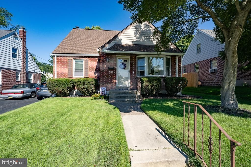 1907 ARMSTRONG AVENUE, MORTON, PA 19070