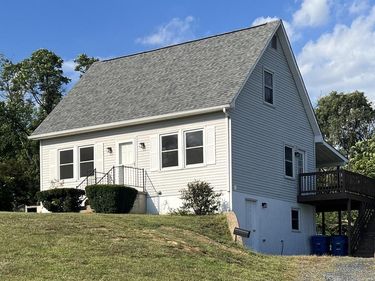 358 W SPRING STREET, WOODSTOCK, VA 22664