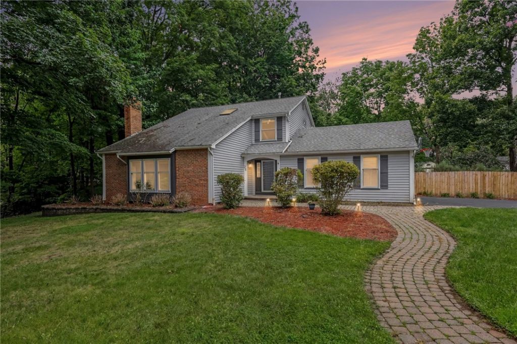 26 Shelter Creek Lane, Fairport, NY 14450 Main Photo