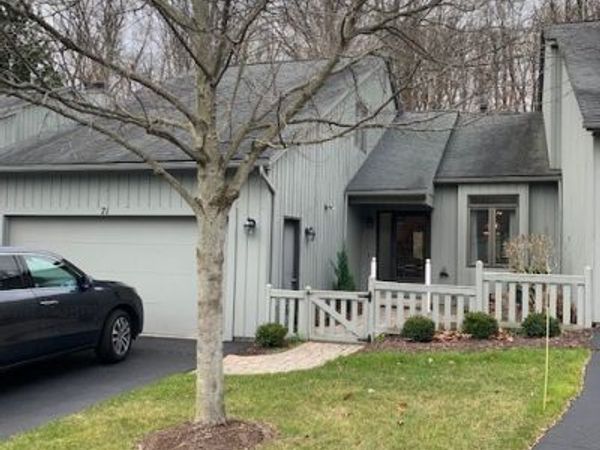 71 Winding Creek Lane, Rochester, NY 14625