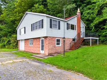 2691 State Route 48, Minetto, NY 13115