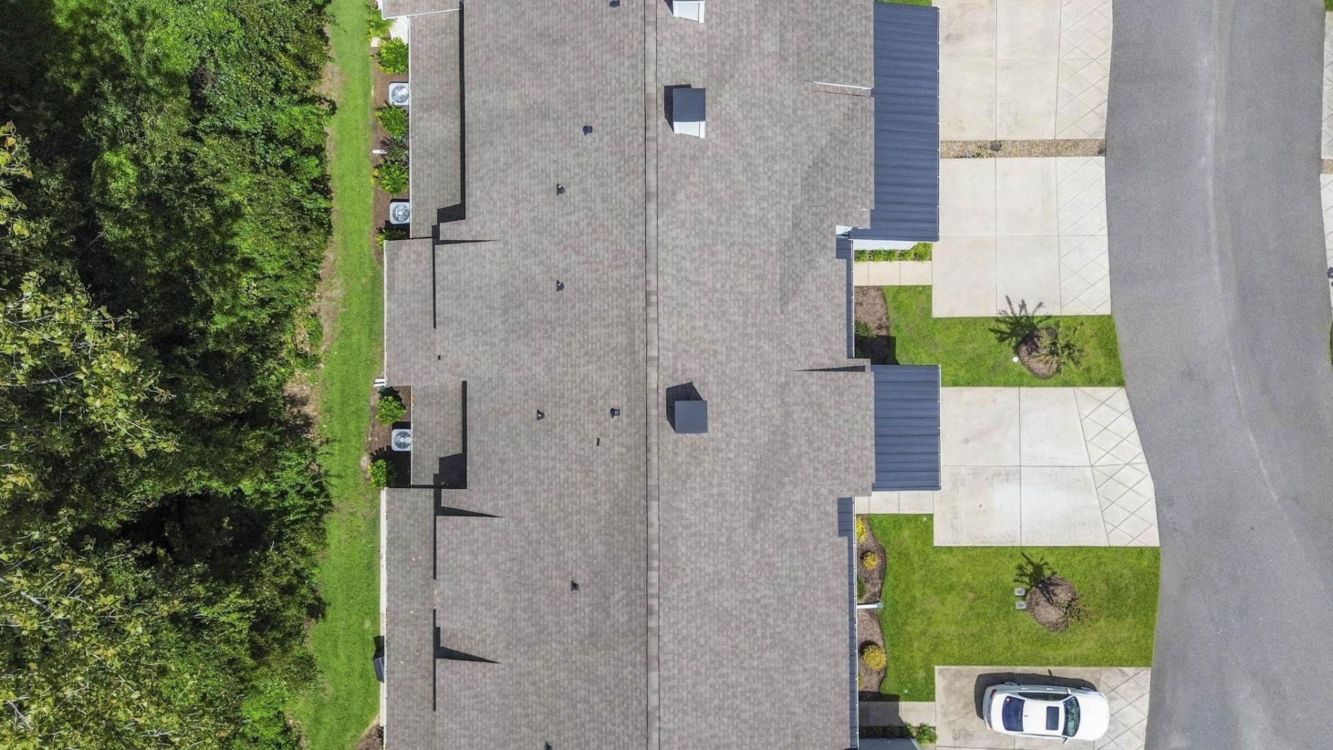 2405 Thoroughfare Dr. Photo 42