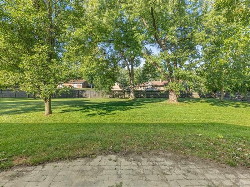 7425 Heatherwood Court, Washington Township, OH 45459 Photo 29